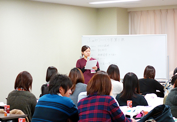 ふぁみり～くらす（妊婦教室）の様子