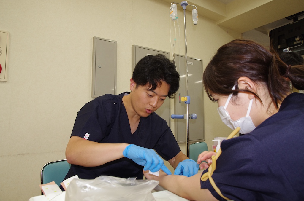 研修医1年目(2025年度）山田郁也