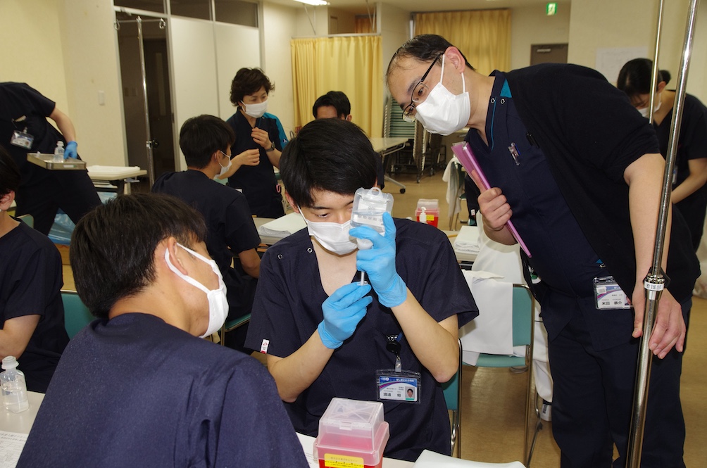 採血・ルート確保実習